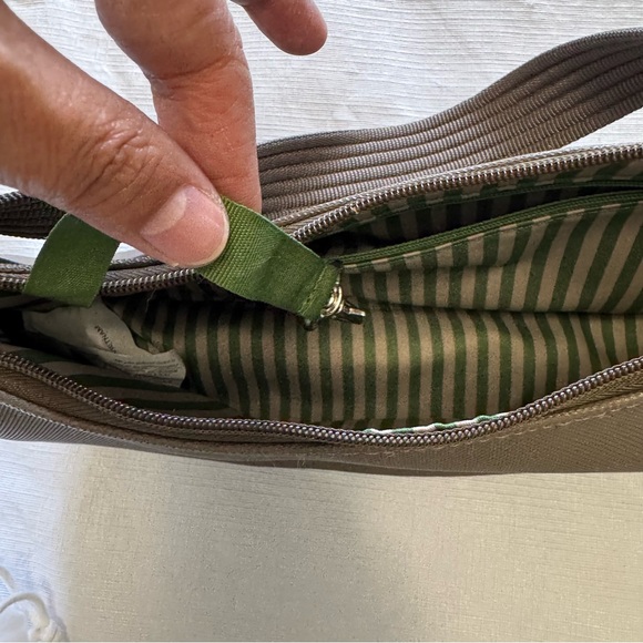 Lacoste Women's Elegant Shoulder Bag Vintage - Picture 5 of 8